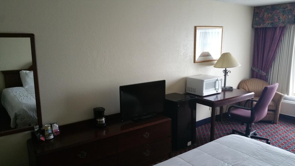 Imperial Swan Hotel And Suites Lakeland Exterior foto